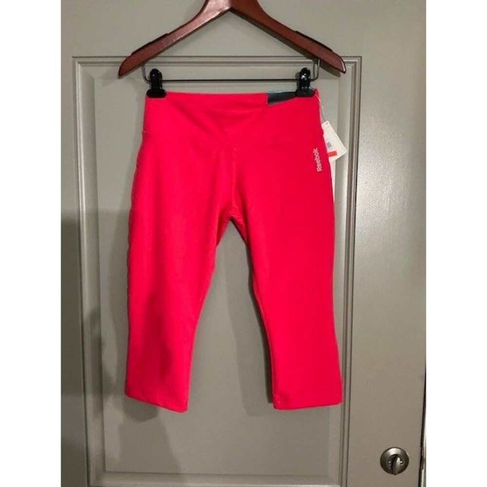 Reebok Playdry Below the Knee Core Capri Melon Sz S Tight NWT